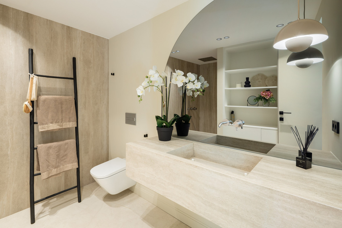 Appartement te koop in The Golden Mile | 4 slaapkamers H5251546