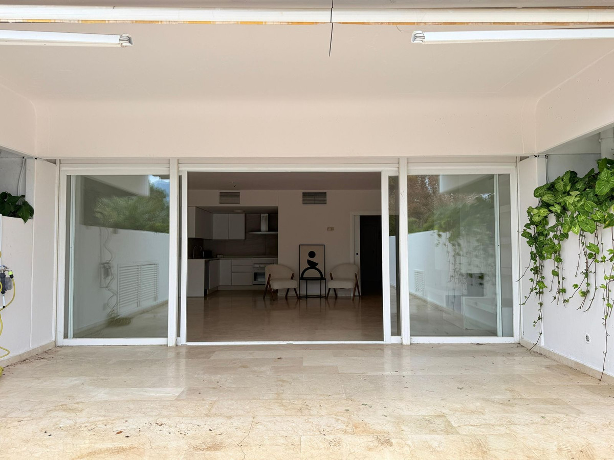 Appartement te koop in The Golden Mile | 1 slaapkamers H5251882