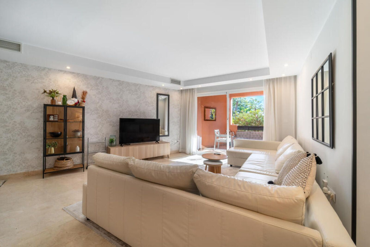 Appartement te koop in The Golden Mile | 3 slaapkamers H5266105