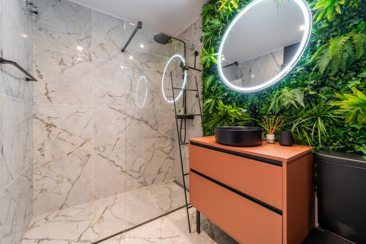 Appartement te koop in The Golden Mile | 3 slaapkamers H5266105