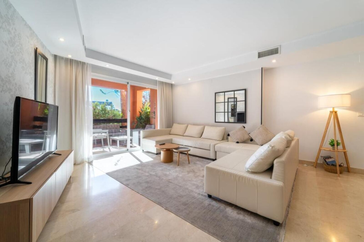 Appartement te koop in The Golden Mile | 3 slaapkamers H5266105