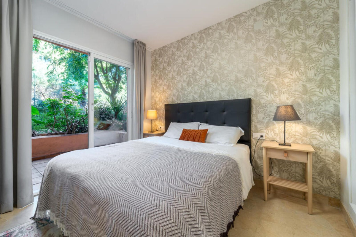 Appartement te koop in The Golden Mile | 3 slaapkamers H5266105