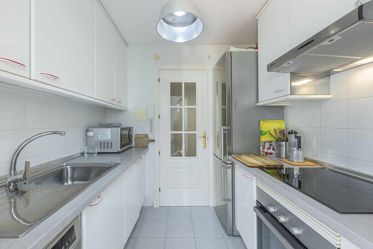 Appartement te koop in The Golden Mile | 1 slaapkamers H5272357