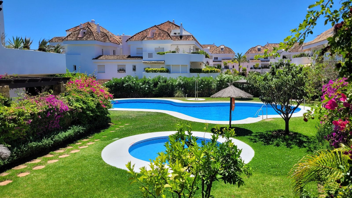 Appartement te koop in The Golden Mile | 1 slaapkamers H5272357