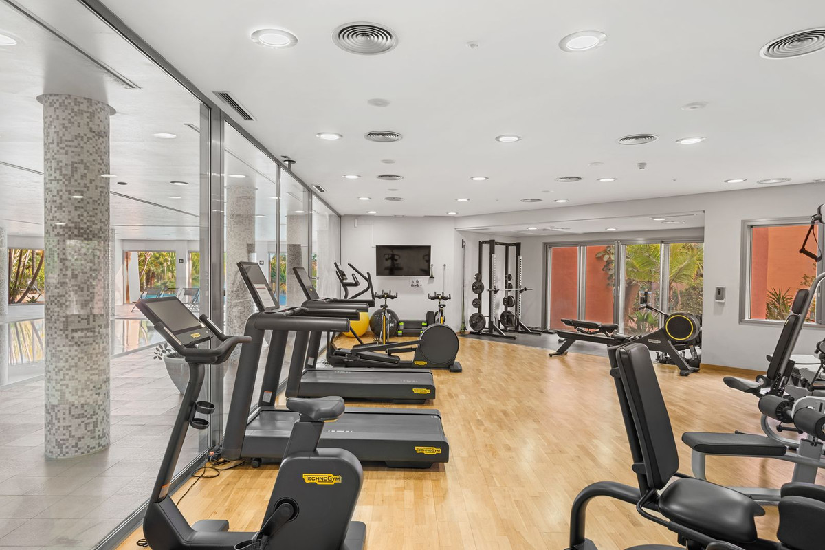 Appartement te koop in The Golden Mile | 2 slaapkamers H5274760