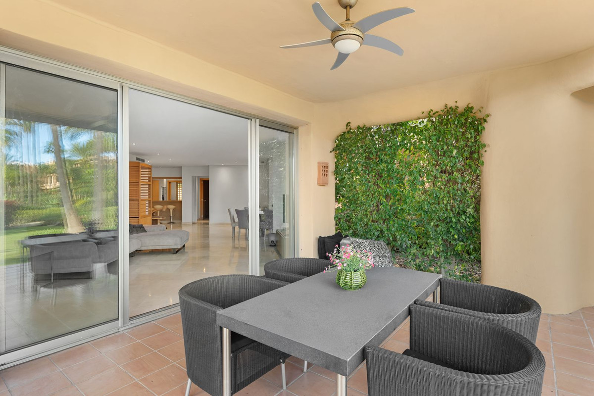 Appartement te koop in The Golden Mile | 2 slaapkamers H5274760