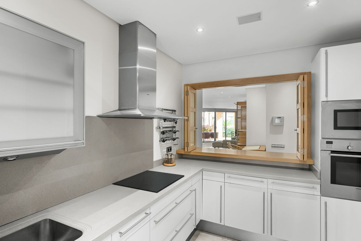 Appartement te koop in The Golden Mile | 2 slaapkamers H5274760