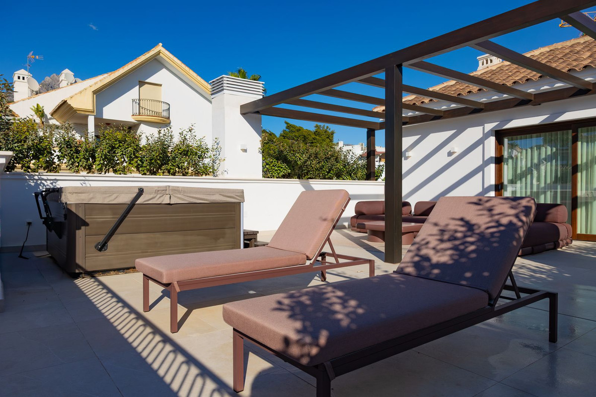 Appartement te koop in The Golden Mile | 3 slaapkamers H5292037