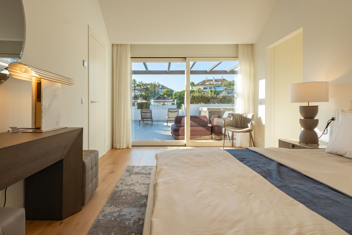 Appartement te koop in The Golden Mile | 3 slaapkamers H5292037