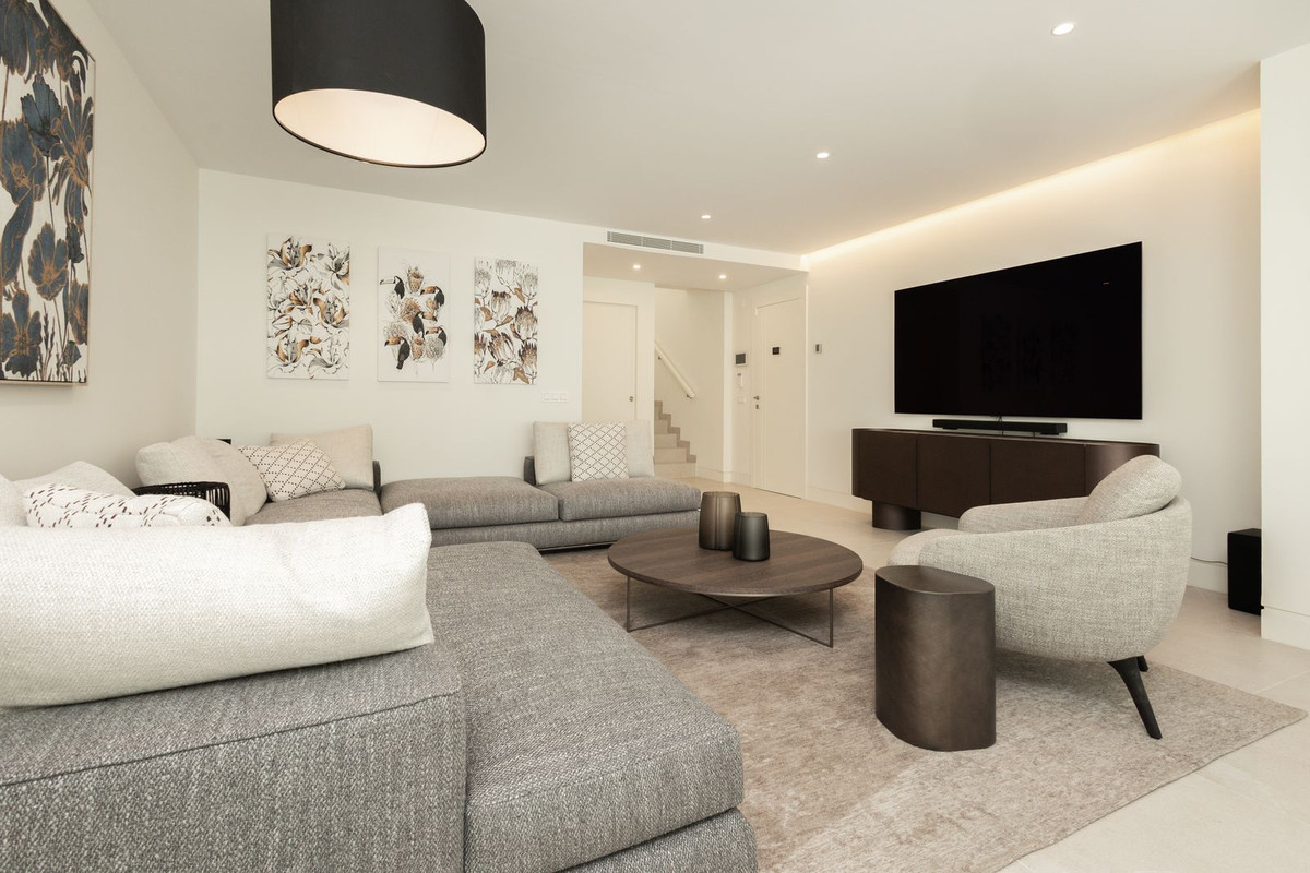 Appartement te koop in The Golden Mile | 3 slaapkamers H5292037