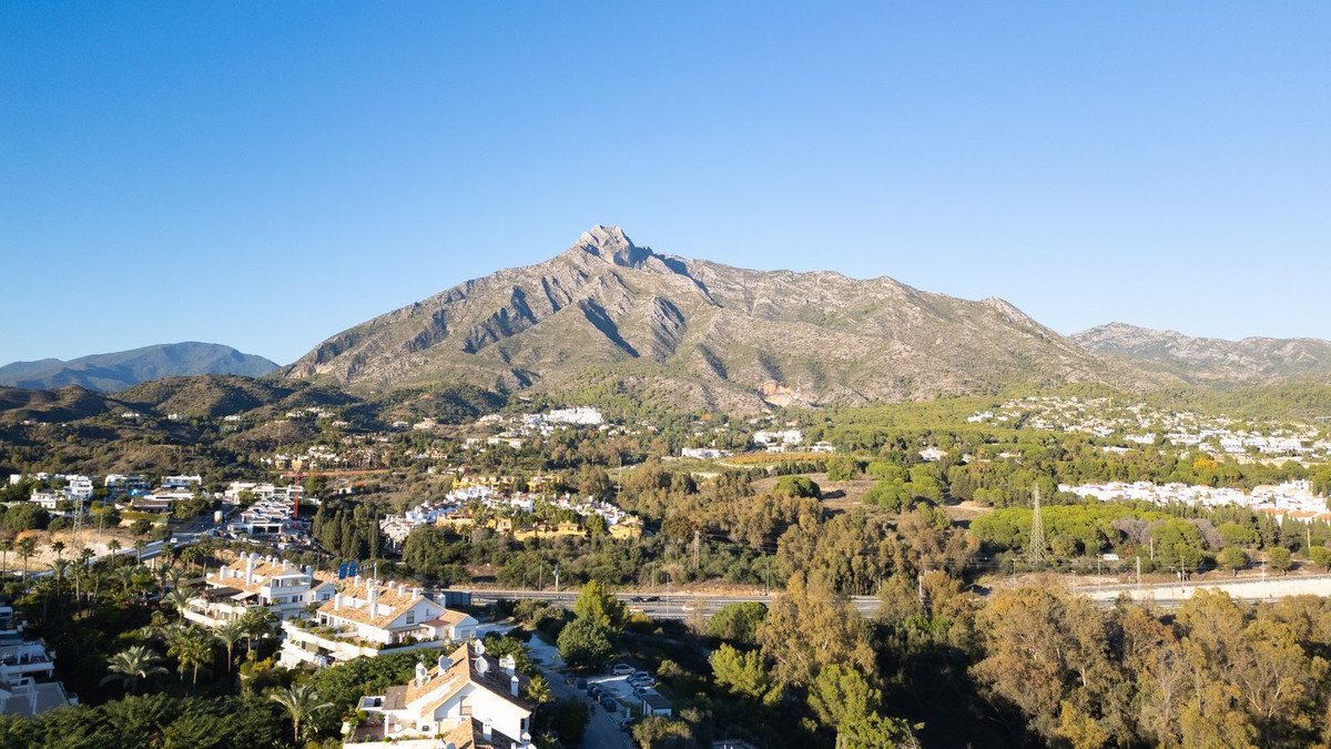 Appartement te koop in The Golden Mile | 3 slaapkamers H5292037