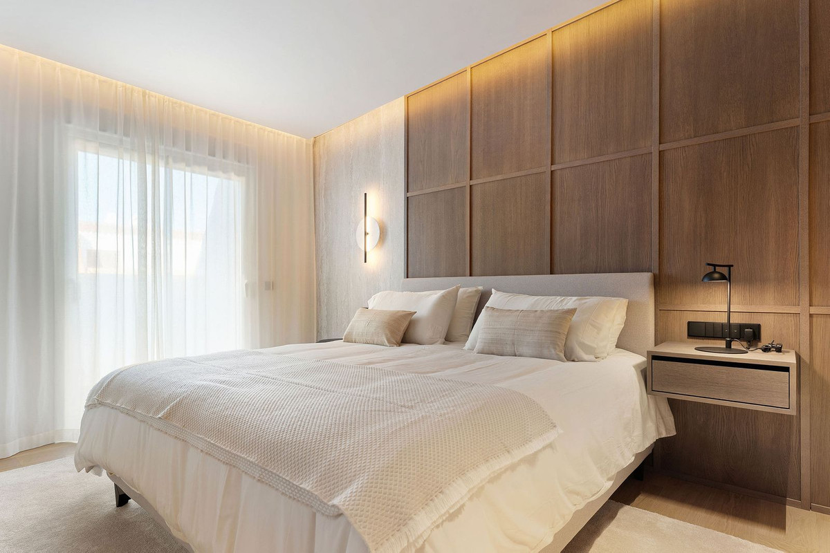 Appartement te koop in The Golden Mile | 3 slaapkamers H5292064