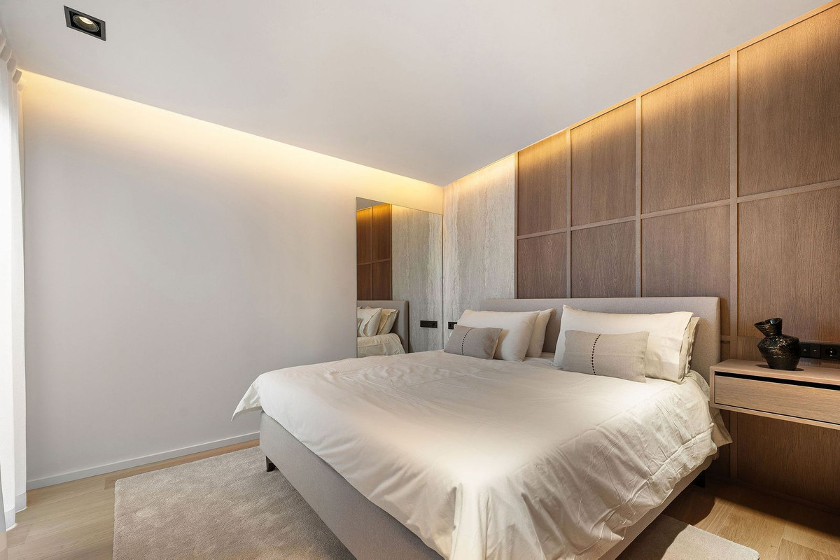 Appartement te koop in The Golden Mile | 3 slaapkamers H5292064