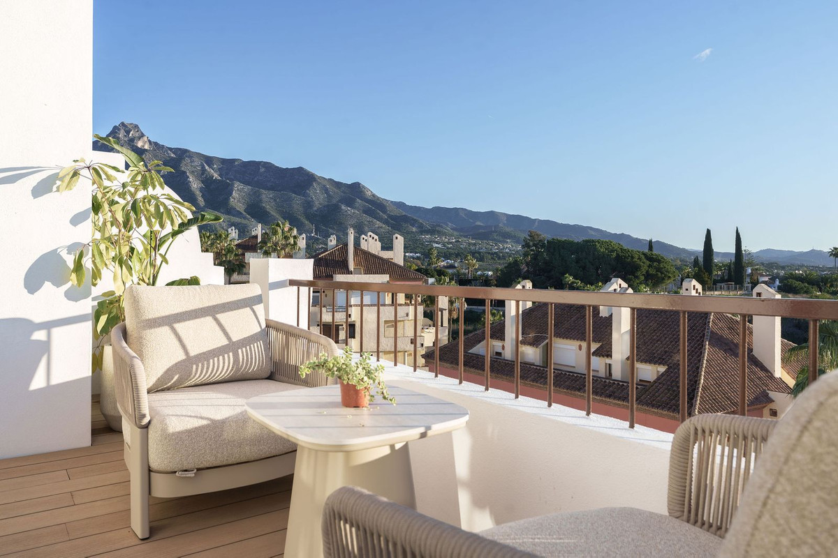 Appartement te koop in The Golden Mile | 3 slaapkamers H5292064