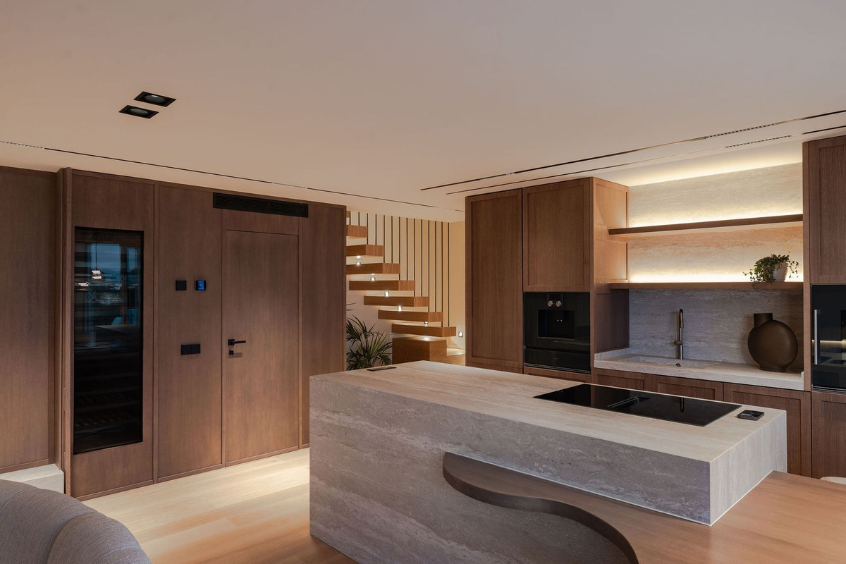 Appartement te koop in The Golden Mile | 3 slaapkamers H5292064