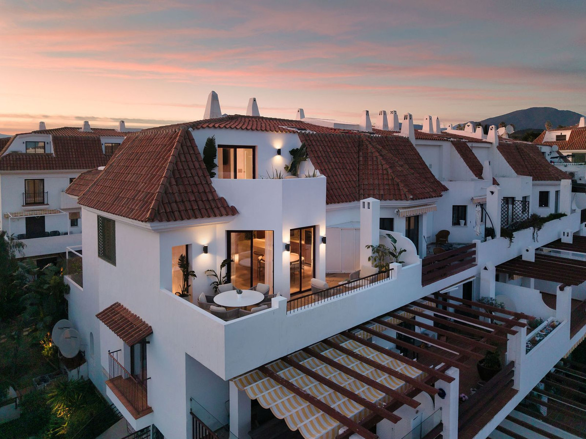 Appartement te koop in The Golden Mile | 3 slaapkamers H5292064