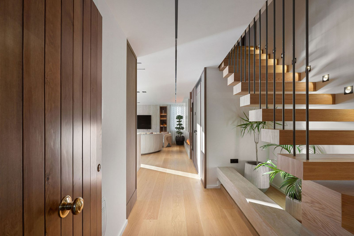 Appartement te koop in The Golden Mile | 3 slaapkamers H5292064