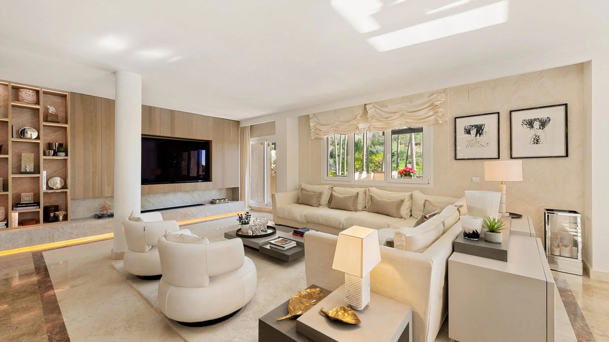 Appartement te koop in The Golden Mile | 4 slaapkamers H5292298