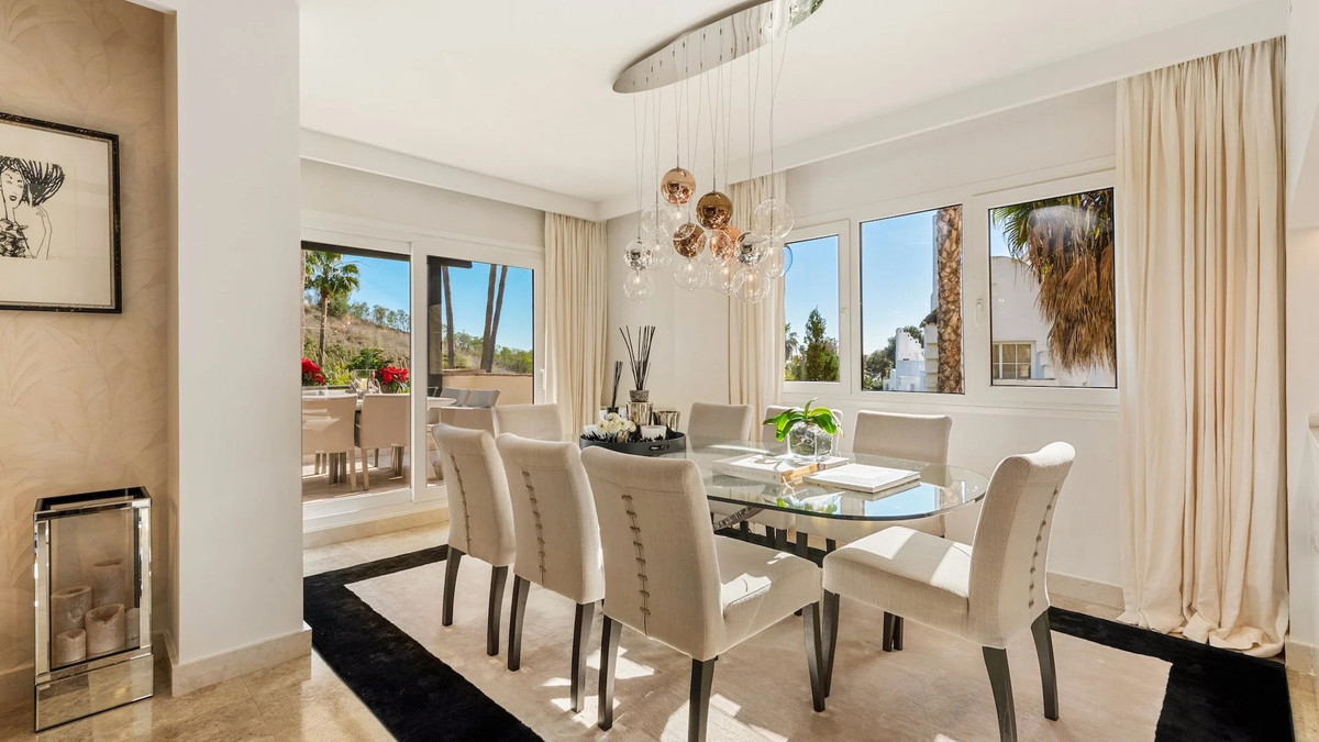 Appartement te koop in The Golden Mile | 4 slaapkamers H5292298