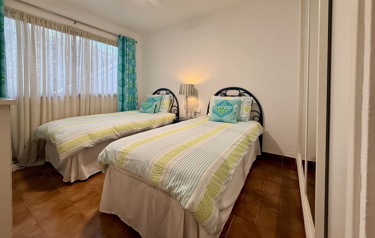 Appartement te koop in The Golden Mile | 2 slaapkamers H5293087