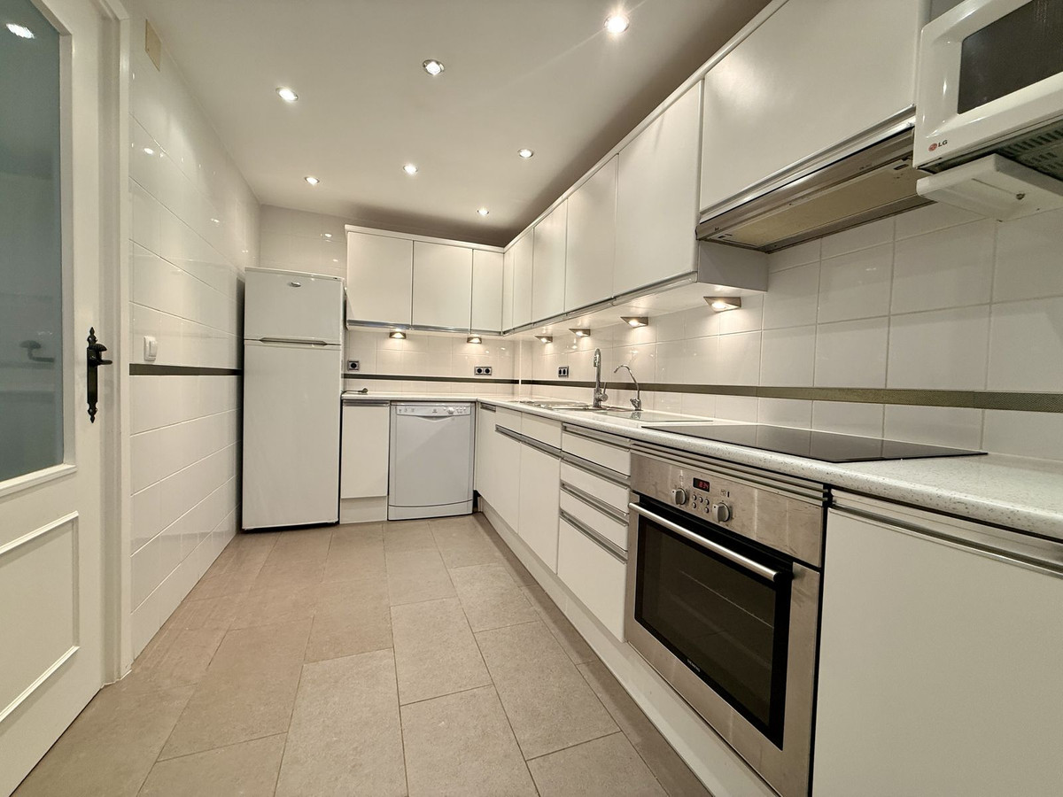 Appartement te koop in The Golden Mile | 2 slaapkamers H5293087