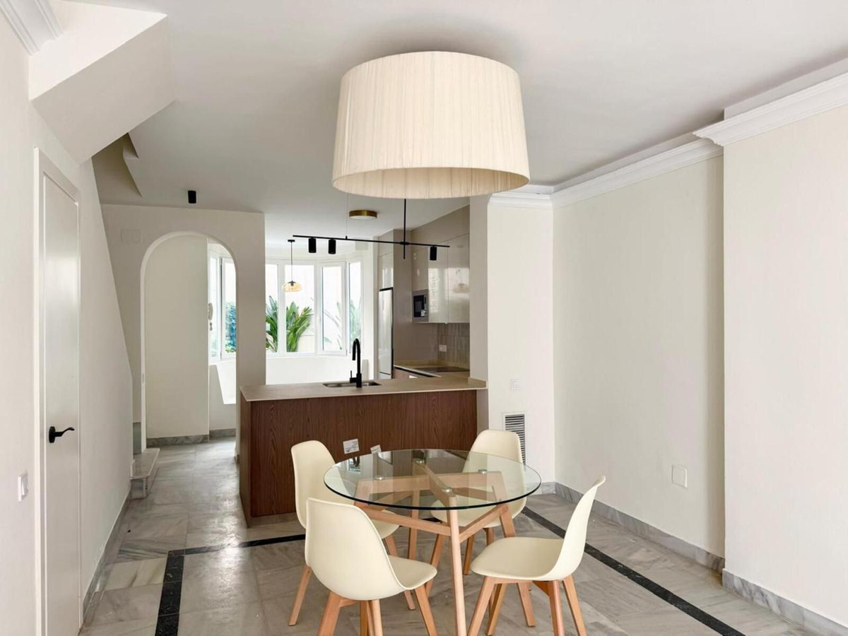 Duplex te koop in The Golden Mile | 2 slaapkamers H5303302