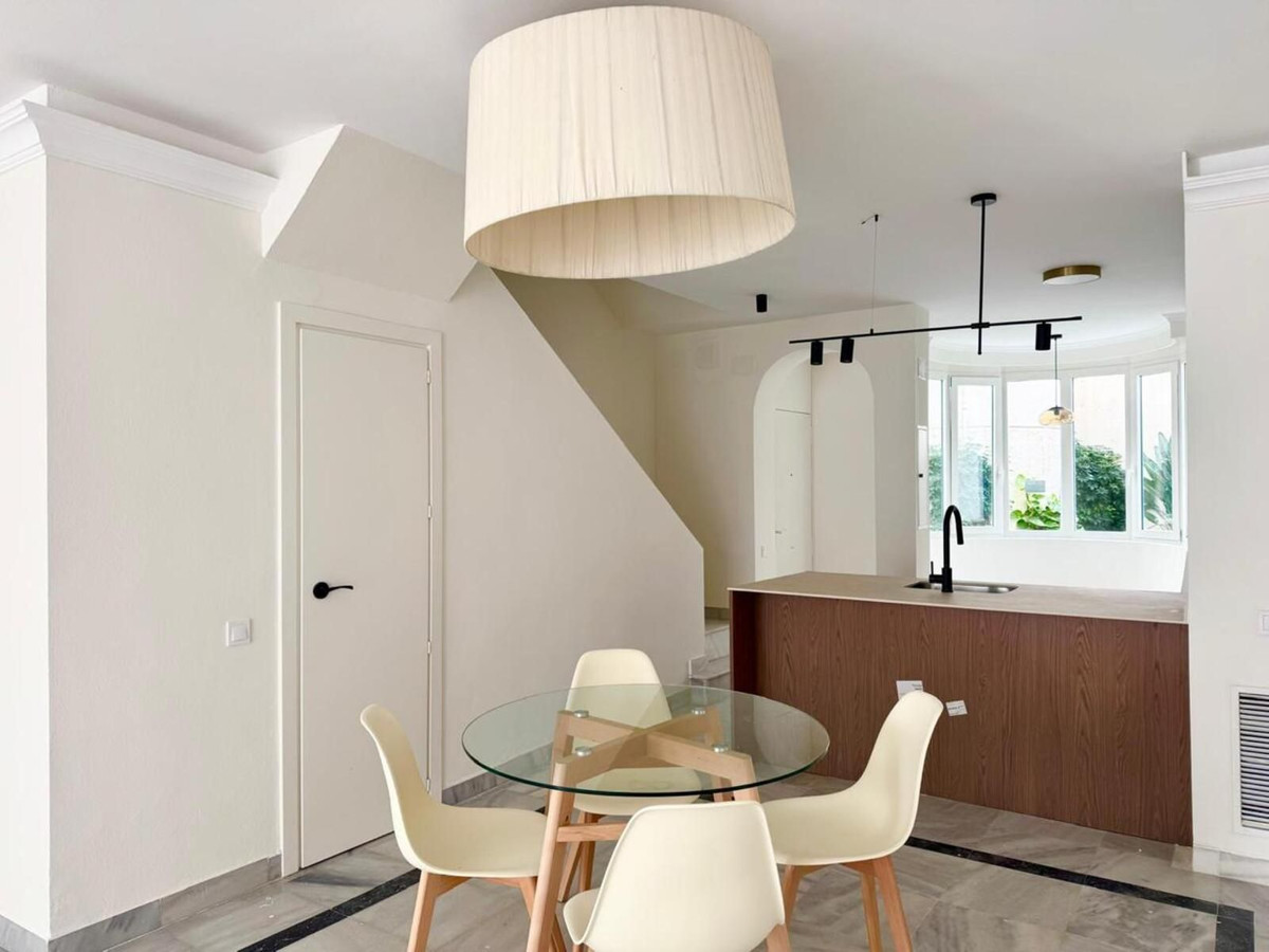 Duplex te koop in The Golden Mile | 2 slaapkamers H5303302