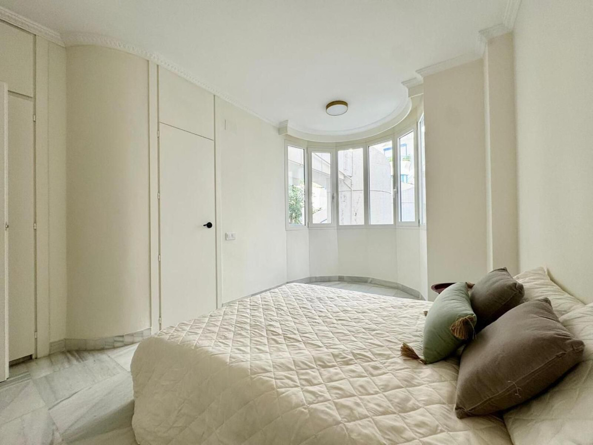 Duplex te koop in The Golden Mile | 2 slaapkamers H5303302