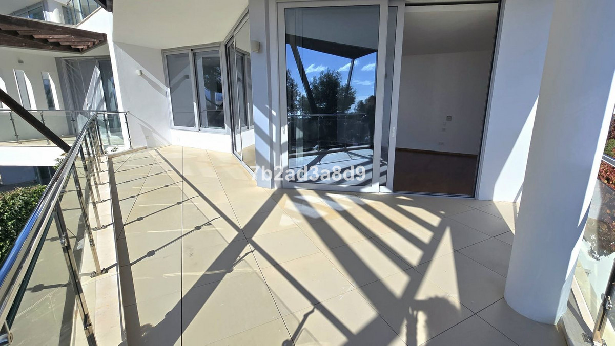 Huis te koop in The Golden Mile | 5 slaapkamers H5305174