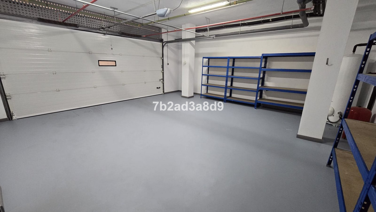 Huis te koop in The Golden Mile | 5 slaapkamers H5305174