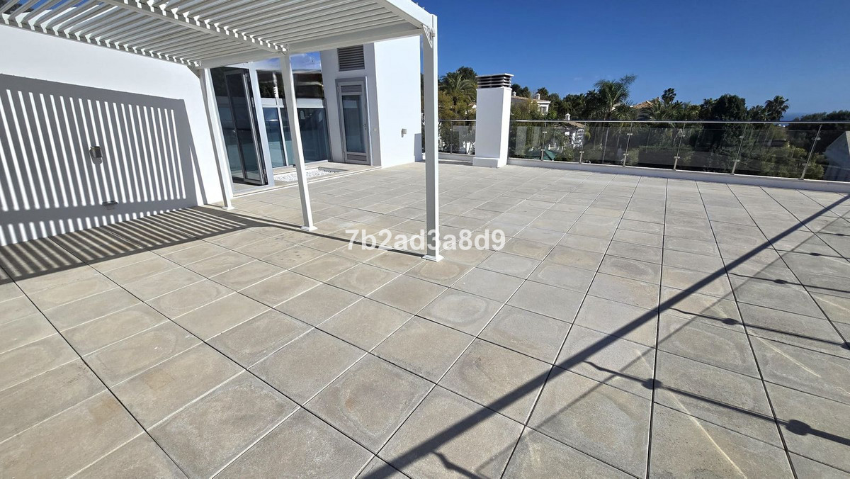 Huis te koop in The Golden Mile | 5 slaapkamers H5305174