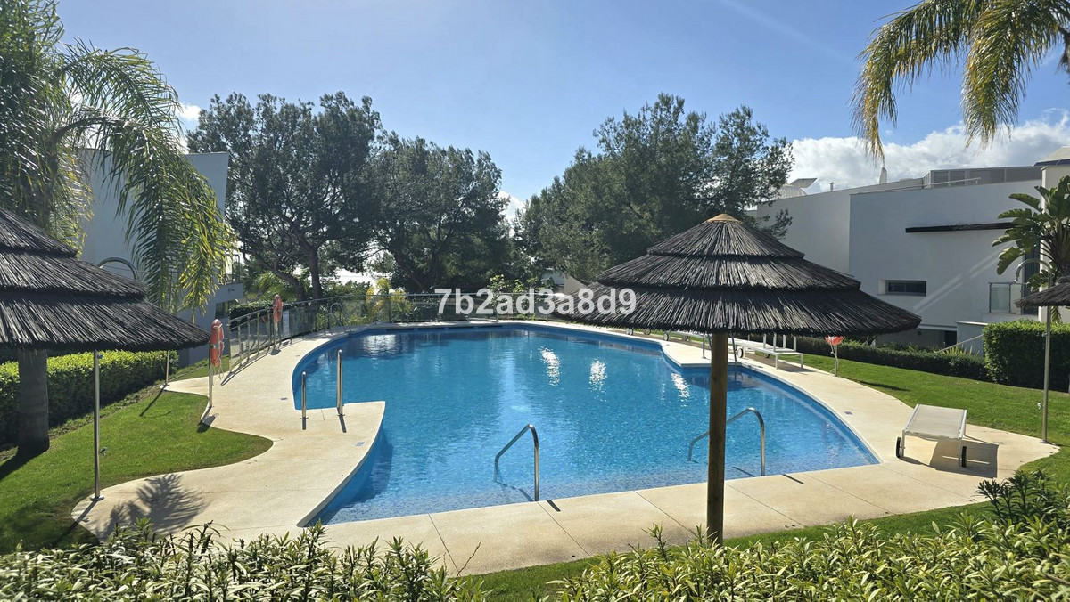 Huis te koop in The Golden Mile | 5 slaapkamers H5305174