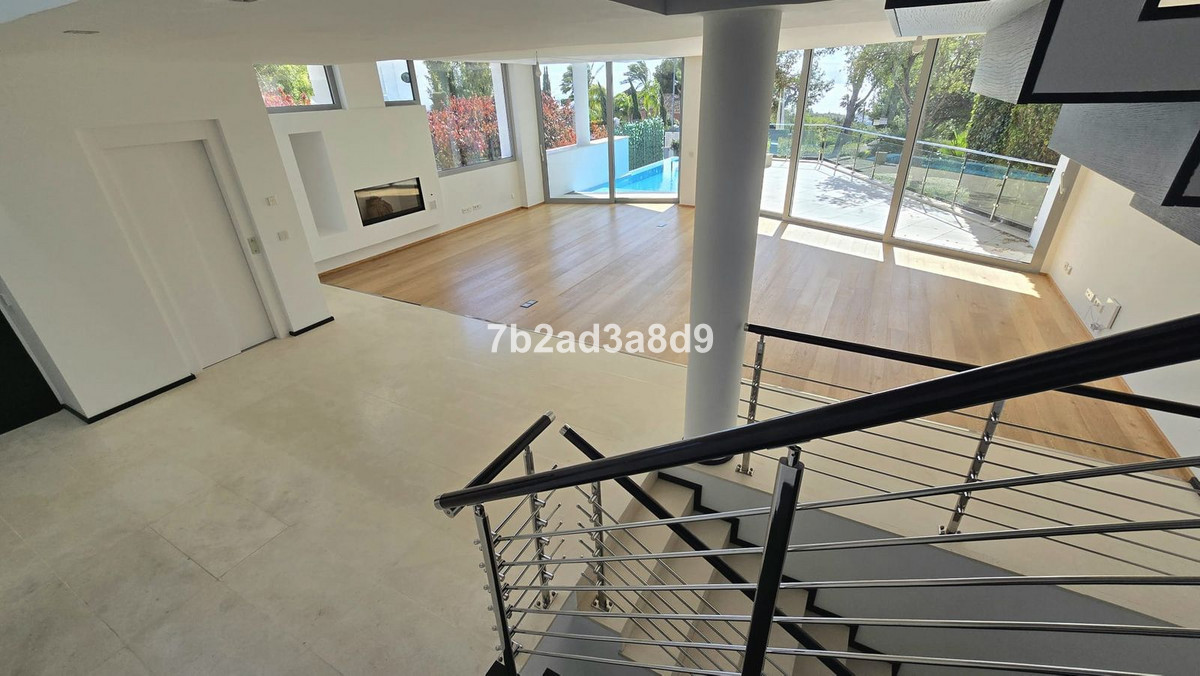 Huis te koop in The Golden Mile | 5 slaapkamers H5305174