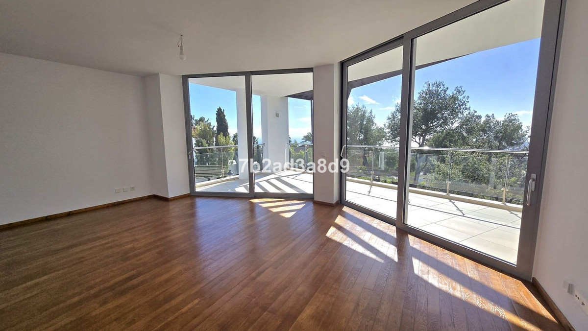 Huis te koop in The Golden Mile | 5 slaapkamers H5305174