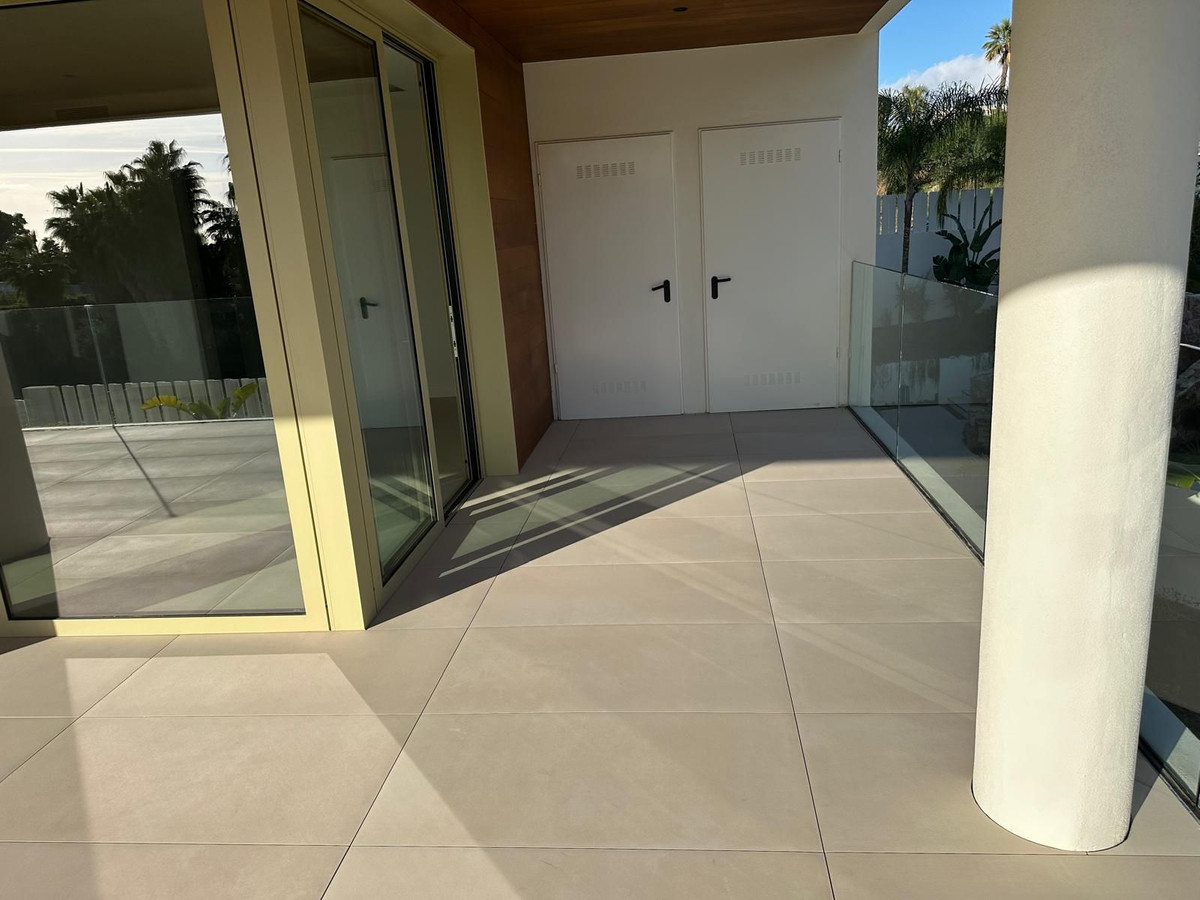 Appartement te koop in The Golden Mile | 2 slaapkamers H5307955