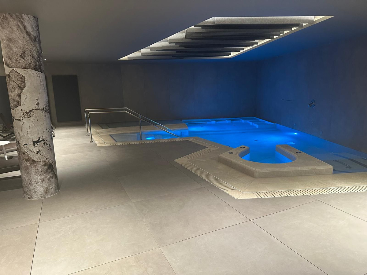 Appartement te koop in The Golden Mile | 2 slaapkamers H5307955