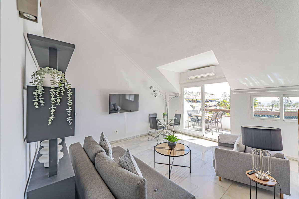 Appartement te koop in The Golden Mile | 2 slaapkamers H5330335