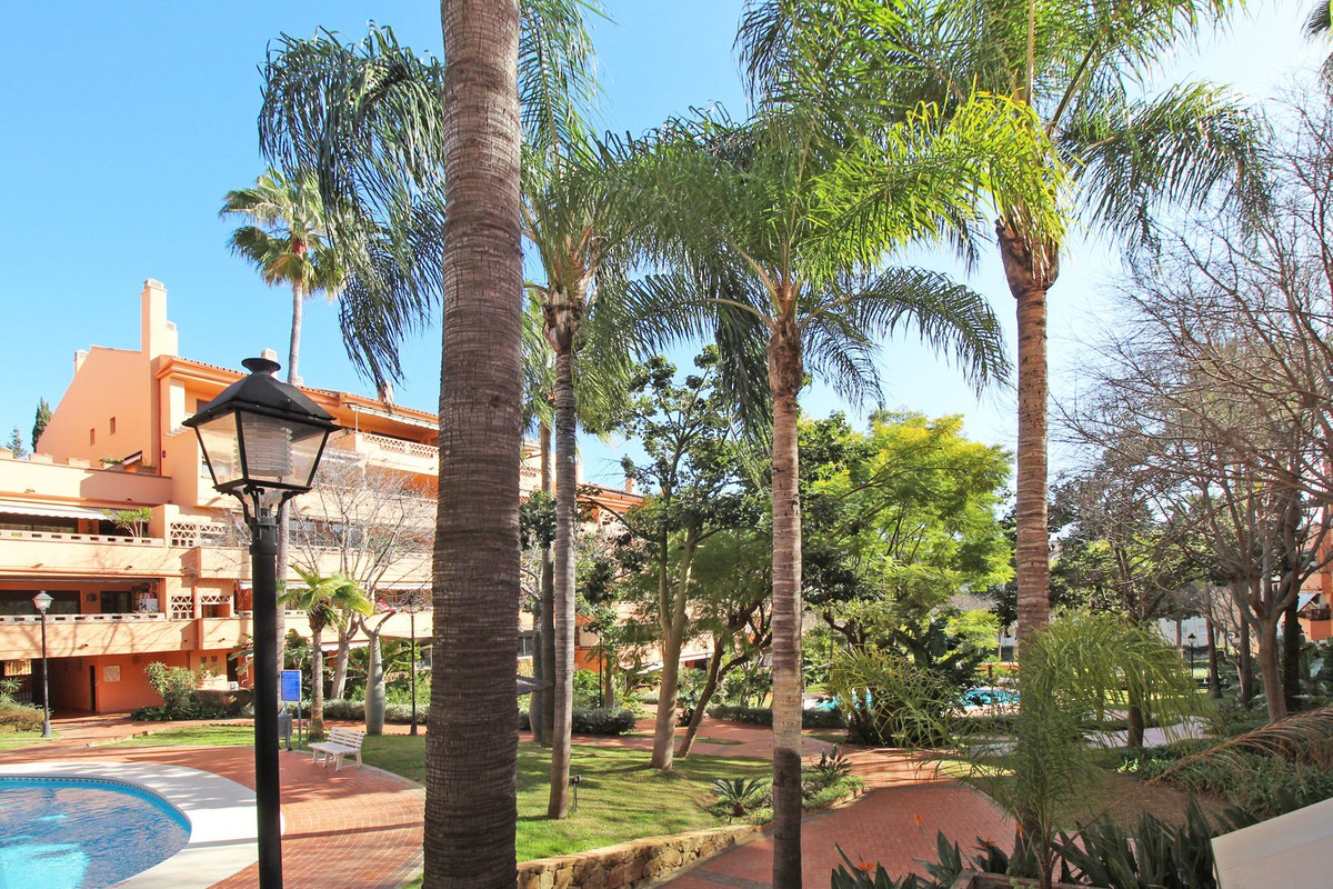 Appartement te koop in The Golden Mile | 1 slaapkamers H5332678