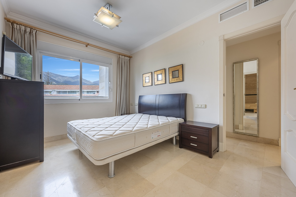 Appartement te koop in The Golden Mile | 2 slaapkamers H5342575