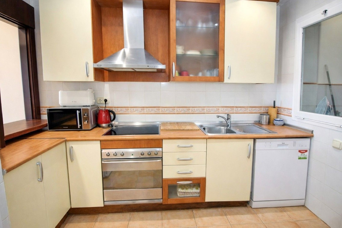 Appartement te koop in The Golden Mile | 2 slaapkamers H5343157