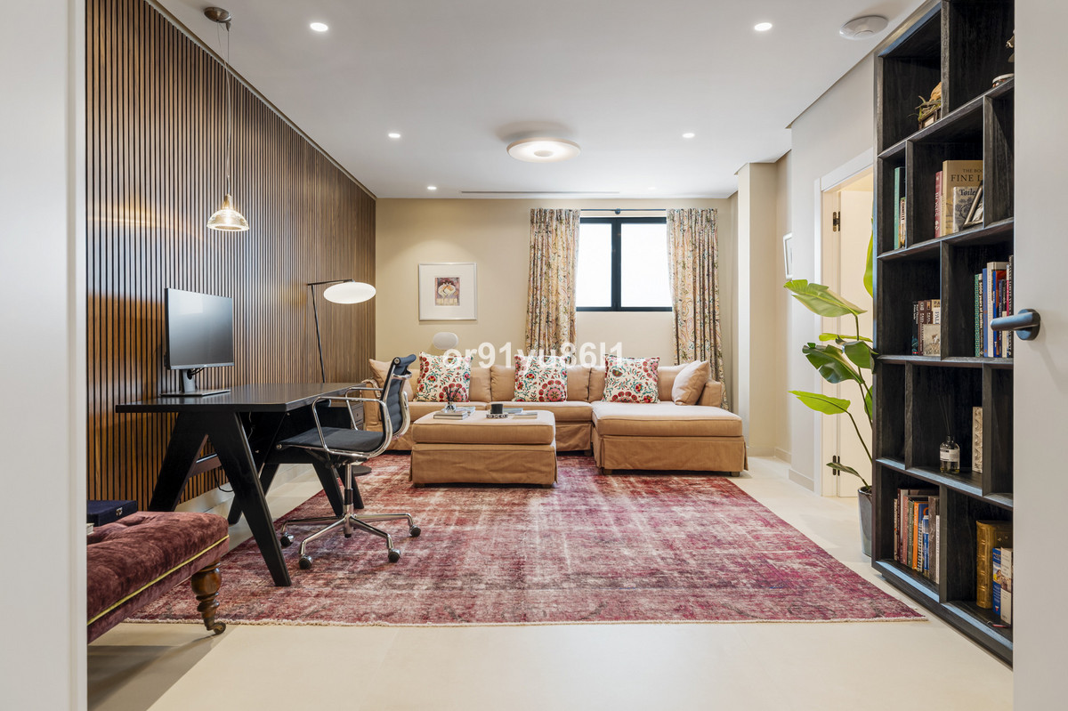 Huis te koop in The Golden Mile | 4 slaapkamers H5343688