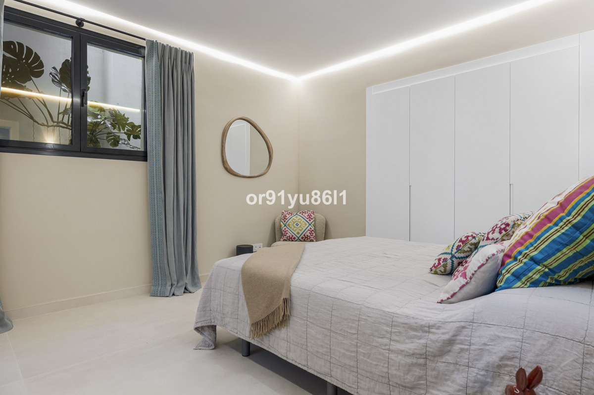 Huis te koop in The Golden Mile | 4 slaapkamers H5343688