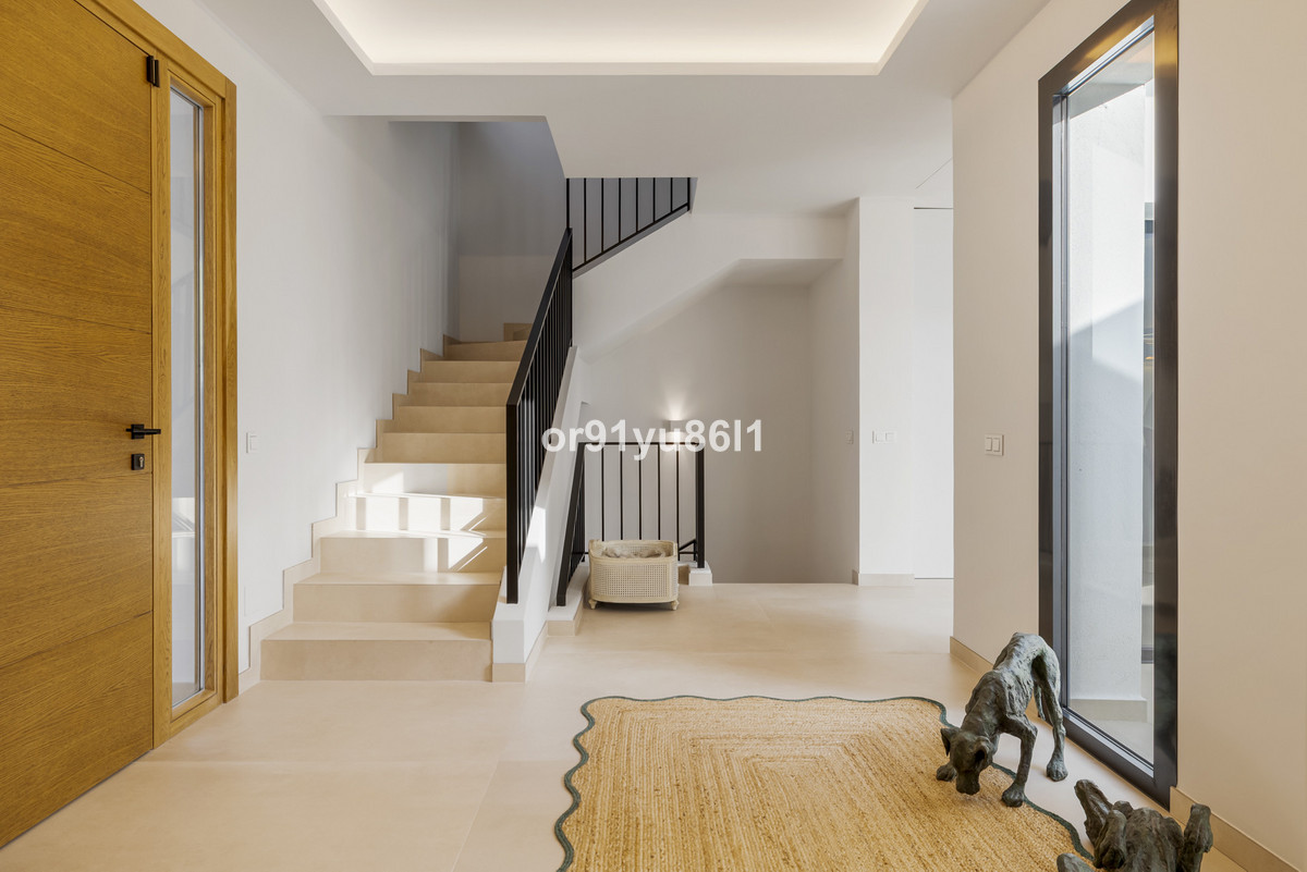 Huis te koop in The Golden Mile | 4 slaapkamers H5343688