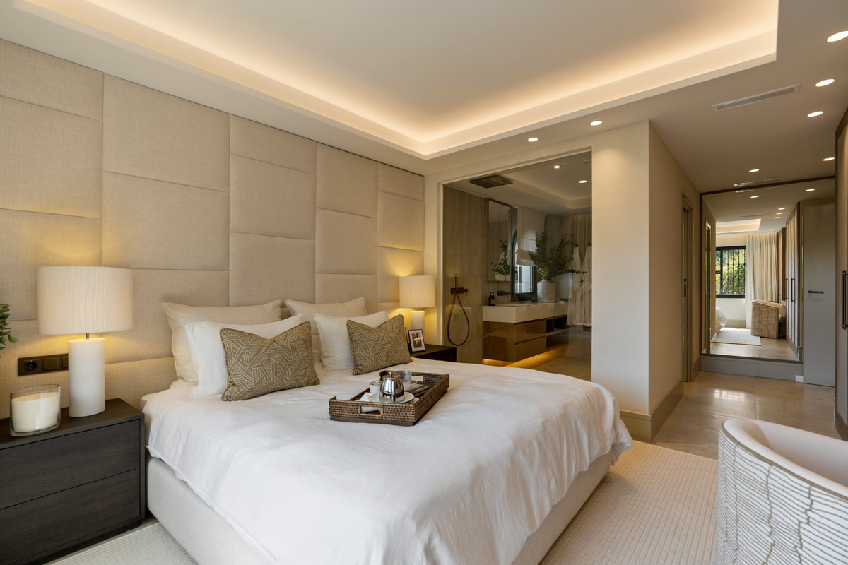 Appartement te koop in The Golden Mile | 3 slaapkamers H5348602