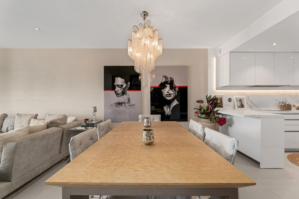 Appartement te koop in The Golden Mile | 3 slaapkamers H5348767