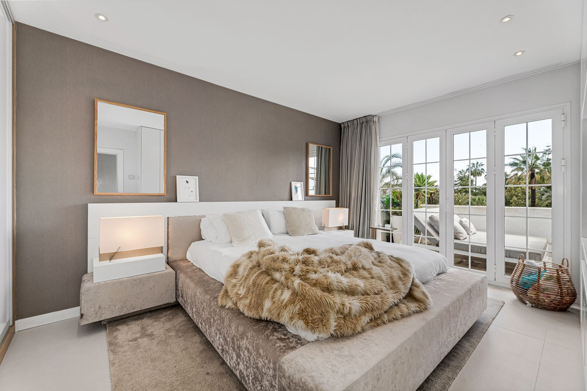 Appartement te koop in The Golden Mile | 3 slaapkamers H5348767