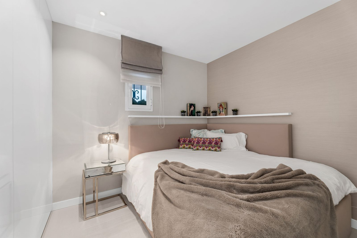 Appartement te koop in The Golden Mile | 3 slaapkamers H5348767