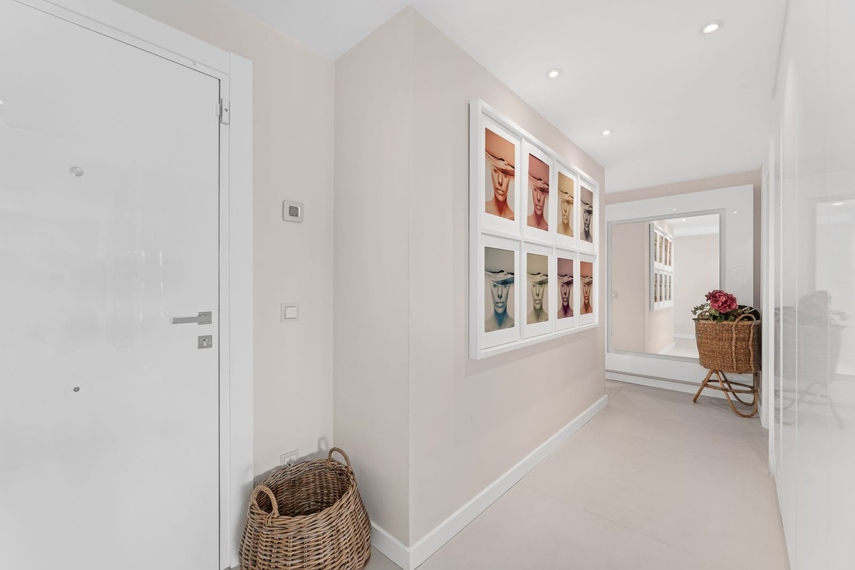 Appartement te koop in The Golden Mile | 3 slaapkamers H5348767