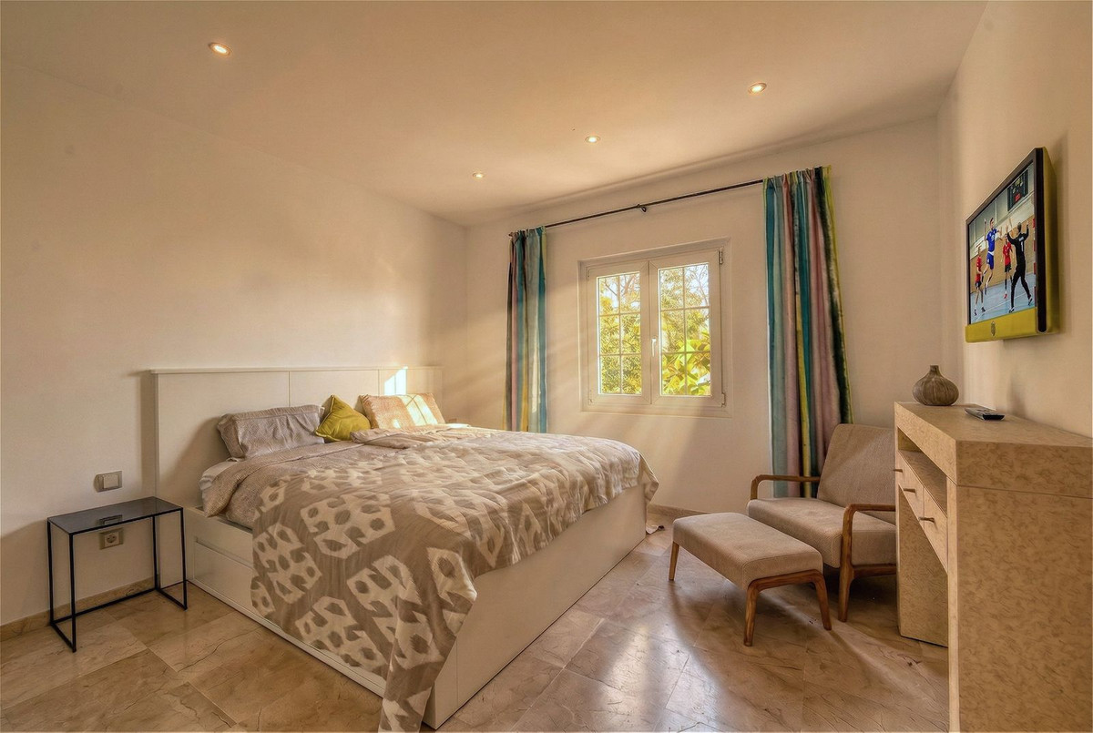 Appartement te koop in The Golden Mile | 1 slaapkamers H5353651