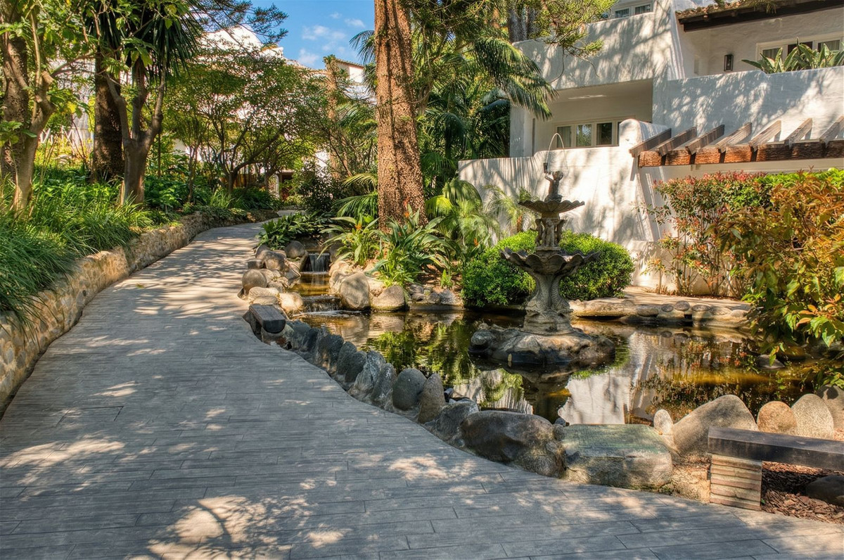 Appartement te koop in The Golden Mile | 1 slaapkamers H5353651